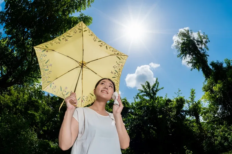 まだ日光で消耗してるの？日本の夏の新常識