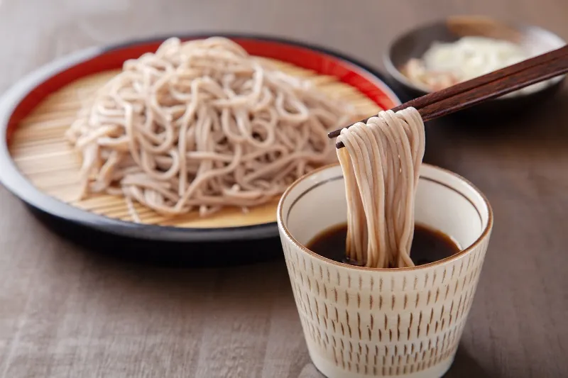引っ越し蕎麦の由来は？いつ食べるの？