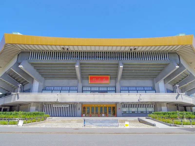 日本武道館がなぜライブの聖地になったのか？